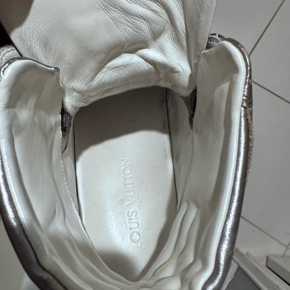Louis Vuitton authentic High-Top Metallic Sneakers - Picture 4 of 7